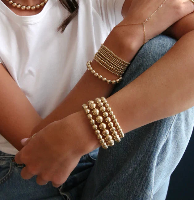 Jewelry or Jewellery? The History Behind Two Spellings