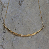 Curve Necklace
