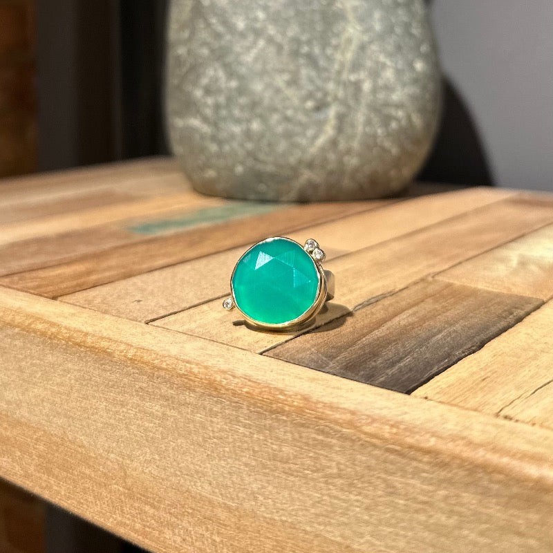 Green Onyx with Triple Satellite Diamonds