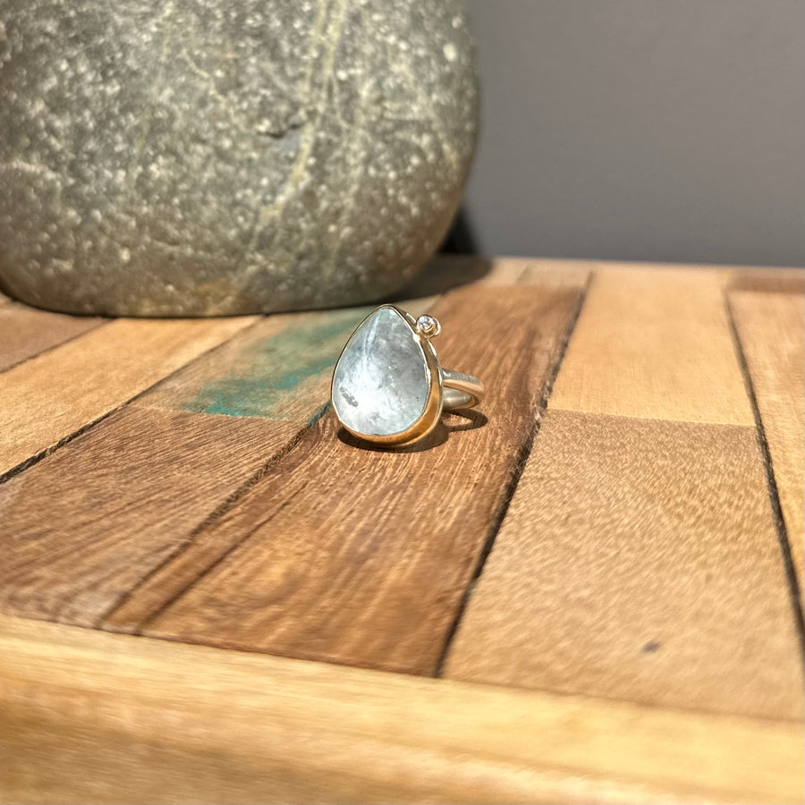 Teardrop Aquamarine With Satellite Diamond
