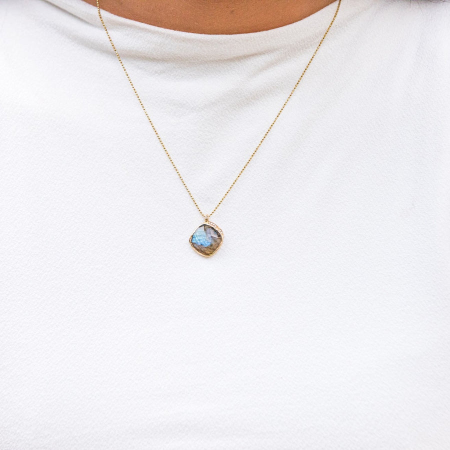 Labradorite Cove Necklace