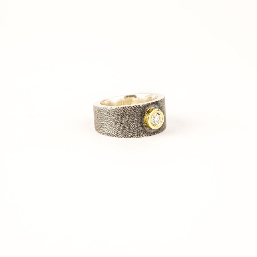 Junia Diamond Ring